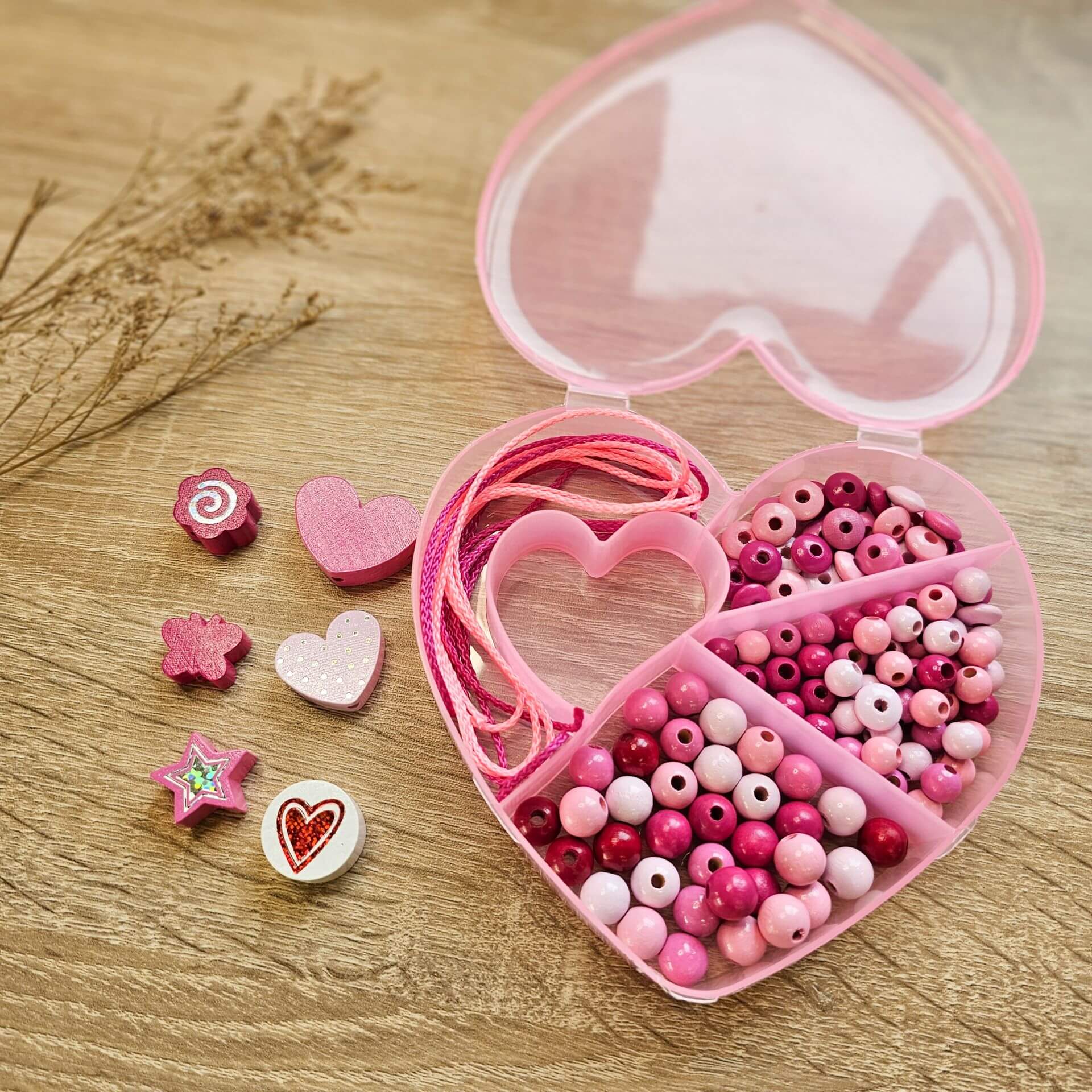 Holzperlen-Mix Herzbox "rosa"