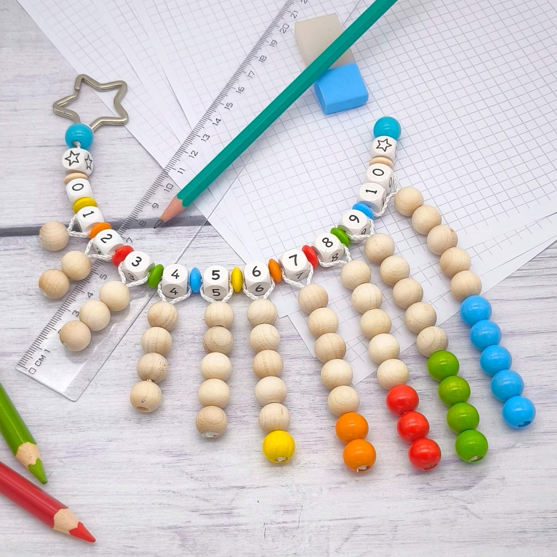 Bunte Holzperlen-Rechenkette •  Bastelset